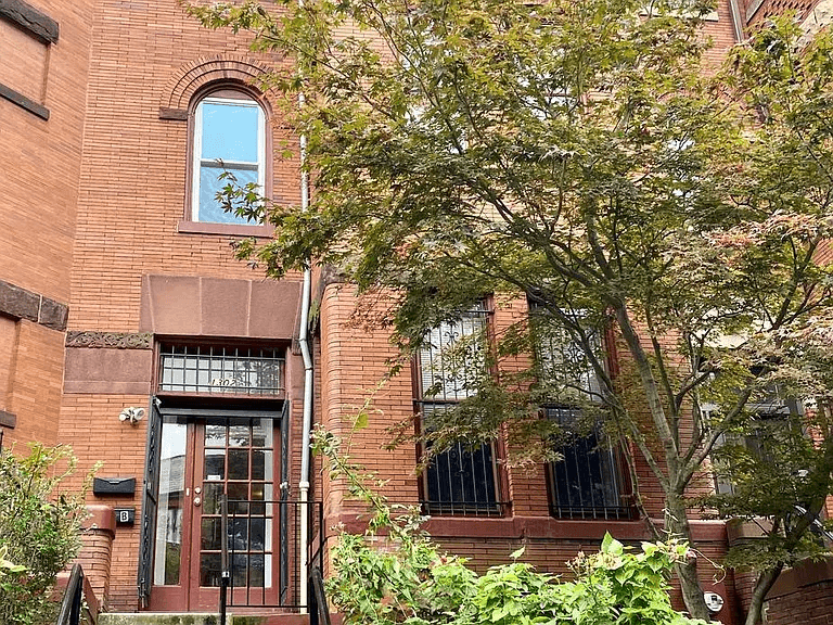 1302 Fairmont Street NW
